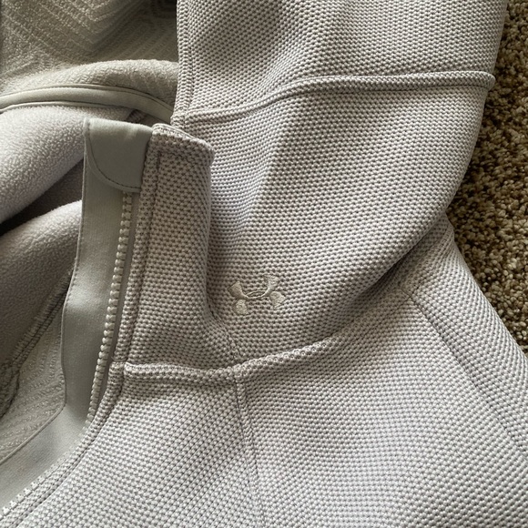Under Armour Zip Up Jacket - Cold Weather Collection - Picture 2 of 6